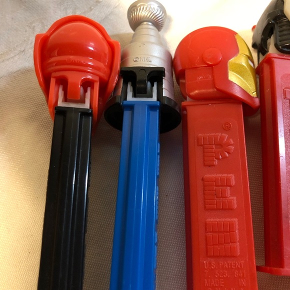 Lot of 7 Vintage Pez Dispensers hockey, Spider-Man , Hulk, Dr. Strange Bugz - Picture 10 of 10